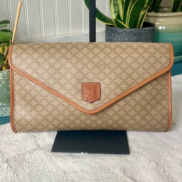 ❌SOLD❌ Celine ✨HP✨ Vintage Macadam Envelope Flap Bag - Picture 4 of 17